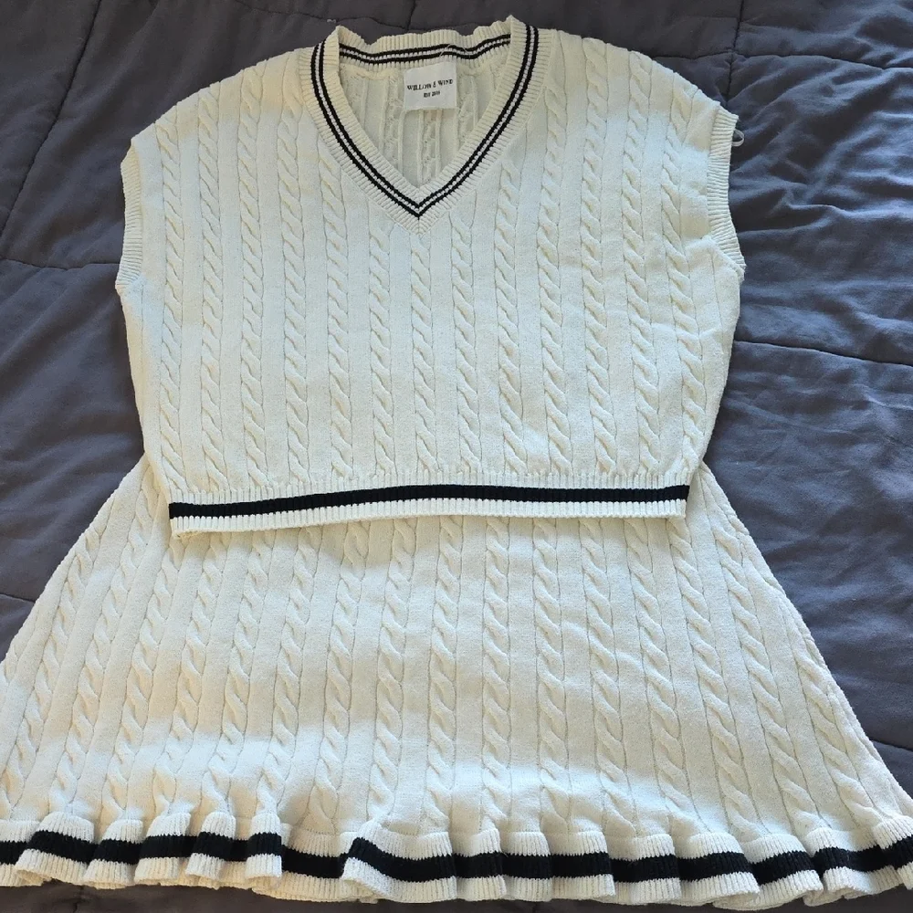 Willow & Wind Cream Mini Skirt & Vest Combo - Picture 2 of 4